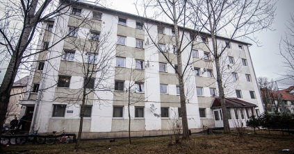 Nem költöztetik a rászoruló családokat a szakközépiskola bentlakásába